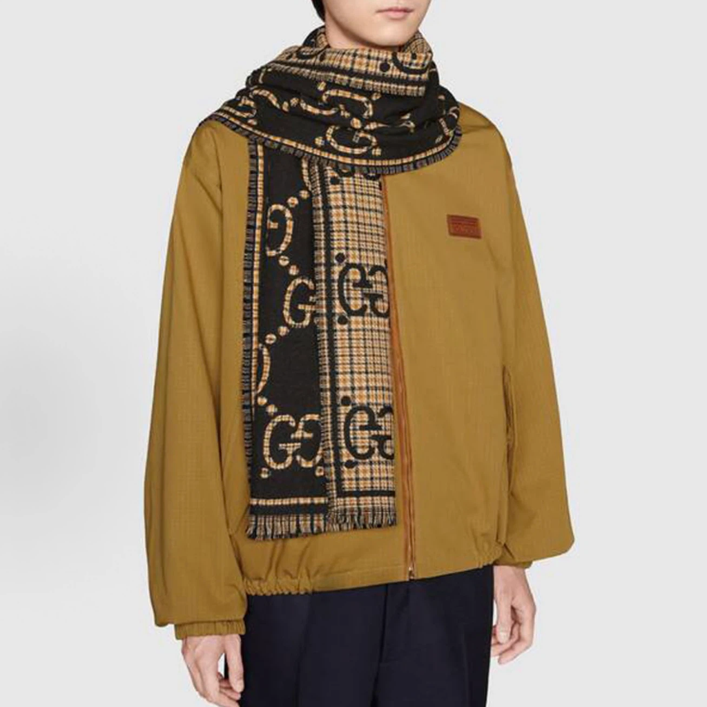 Gucci Reversible GG Check Wool Scarf, Black & Beige Monogram Fringed Unisex Winter Shawl Wrap